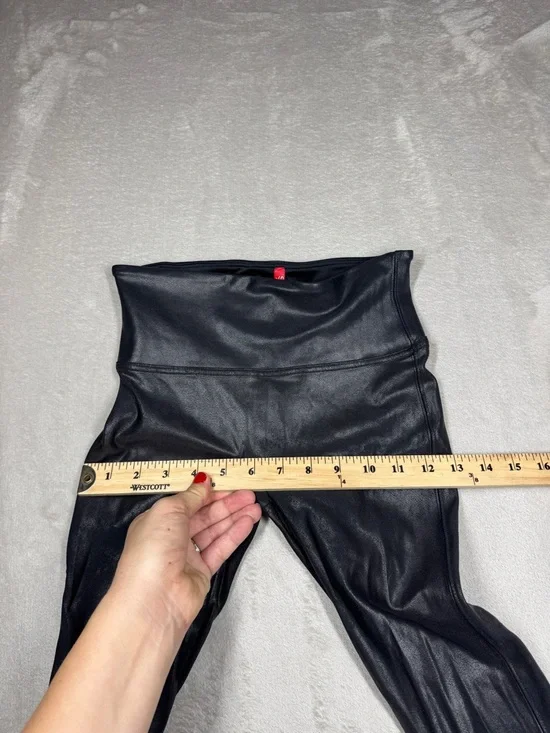 Spanx Faux Leather Crackle Black Leggings Size Small - Picture 7 of 16